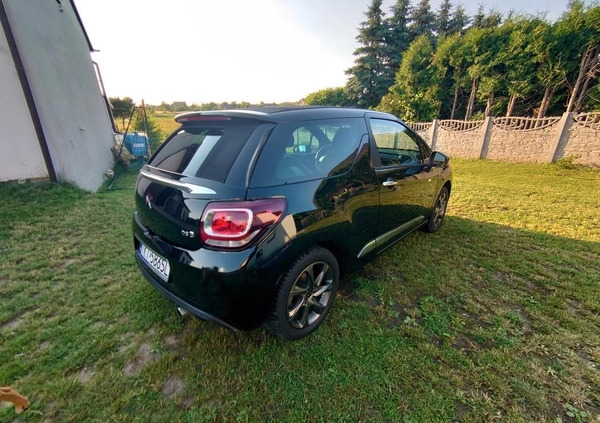 Citroen DS3 cena 37999 przebieg: 105000, rok produkcji 2016 z Łęczyca małe 137